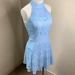 EUC six-crisp-days mini dress Small Lace